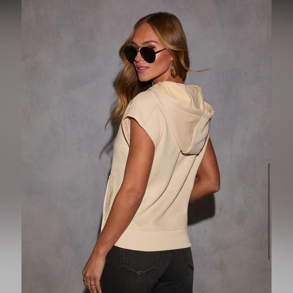 Vici NWOT Beige Hoodie with Zipper - Picture 5 of 8